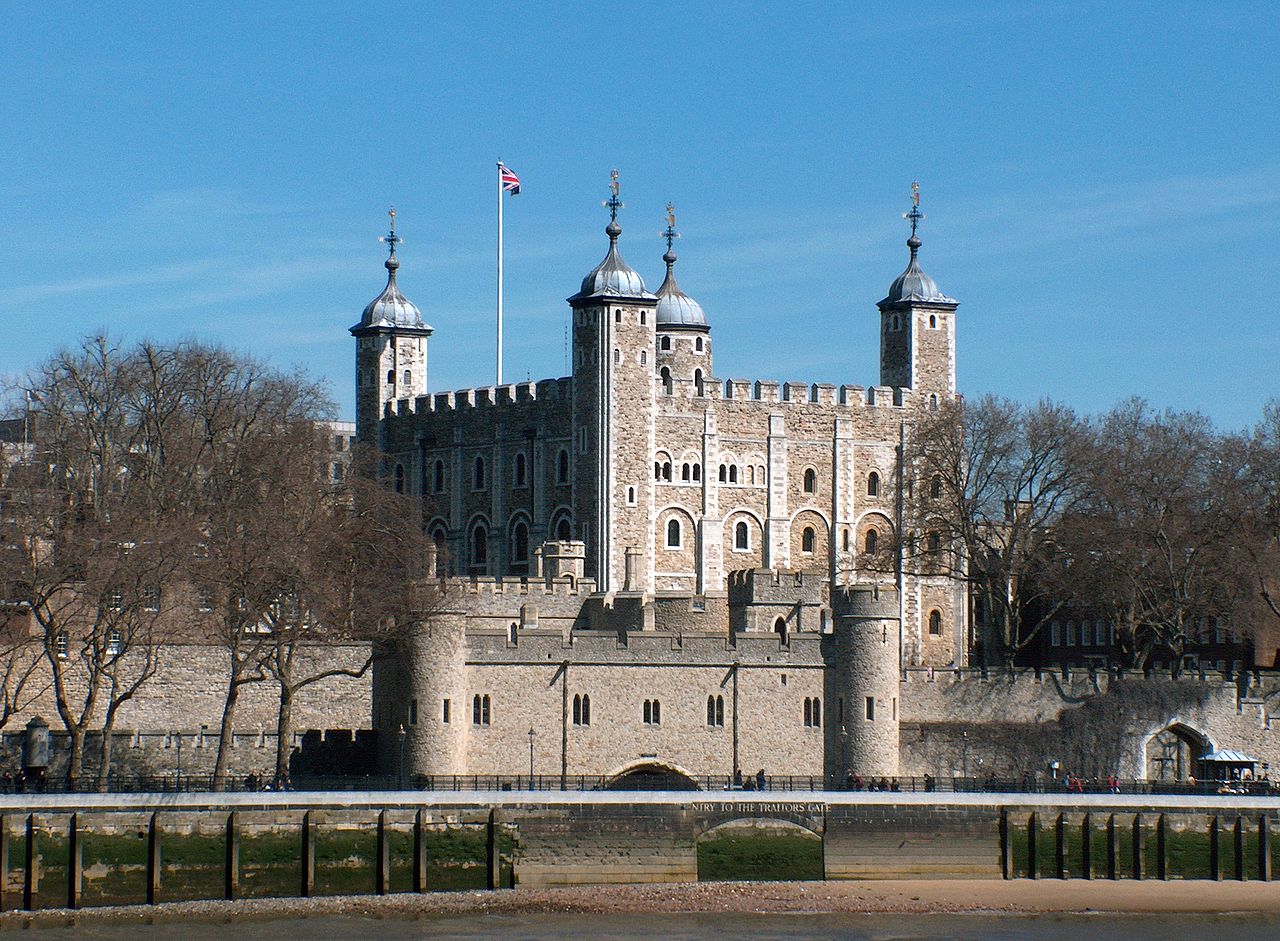 Tower of London - Peter Pikous www.flickr.com, CC BY 2.0