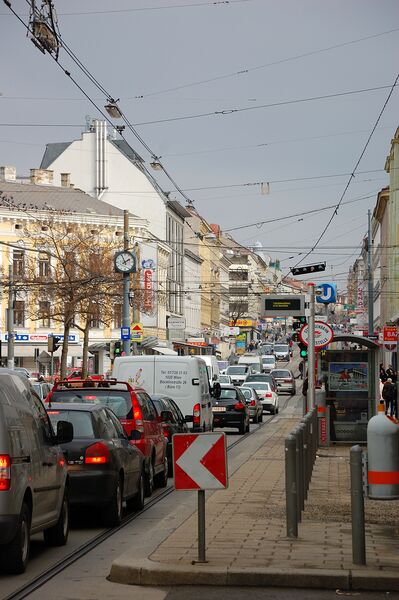Datei:14 Hütteldorfer Straße.jpg