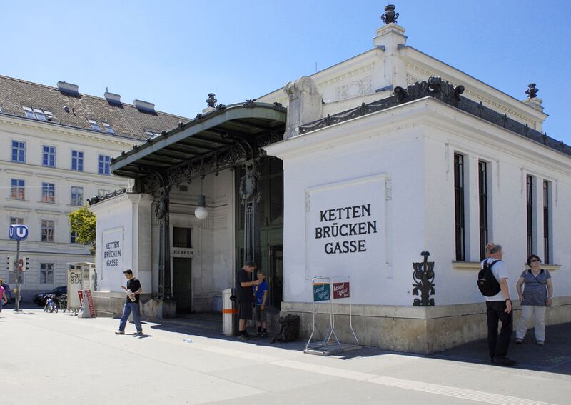 Datei:5 Haltestelle Kettenbrückengasse.jpg